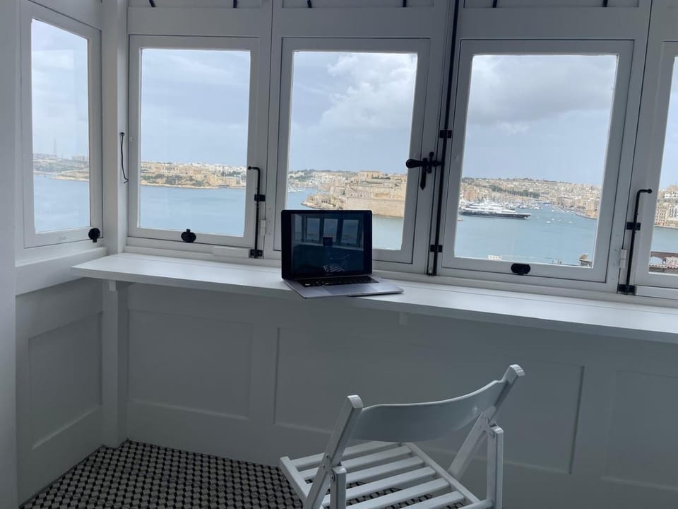 View (from property/room), Balcony/Terrace, Sea view