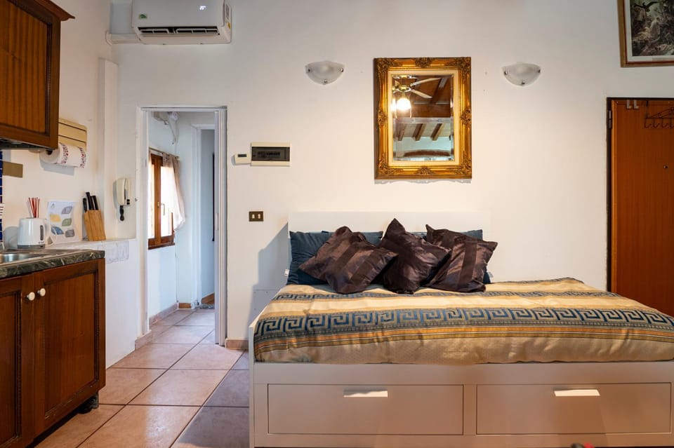 Apartment Very Central 100m from train station&Duomo Apartment in Florence