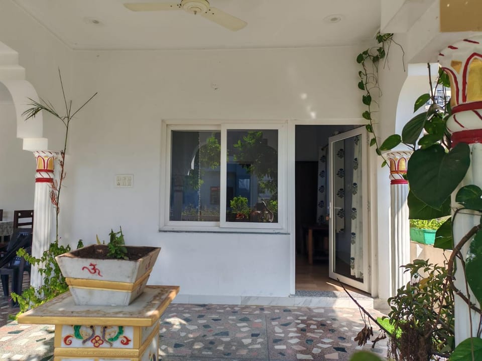 Seating area, Garden view