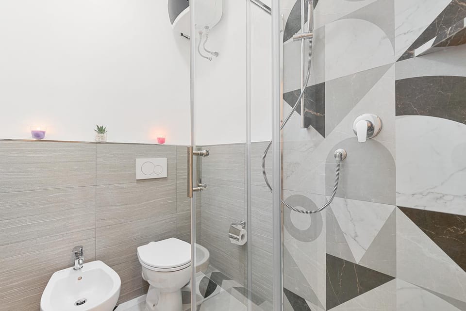 Shower, Toilet, Bathroom