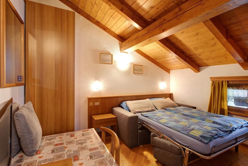 Property building, Living room, Bedroom