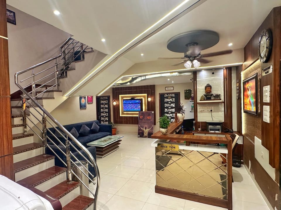 Property building, Lobby or reception
