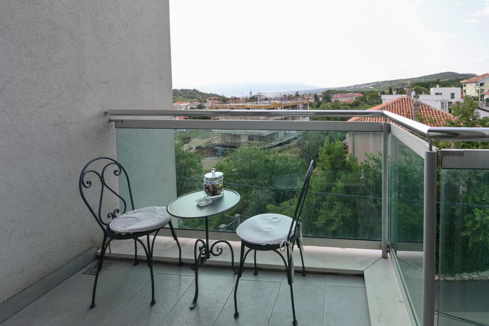 Balcony/Terrace, City view