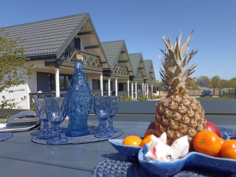 Day, Food and drinks, Food, Area and facilities