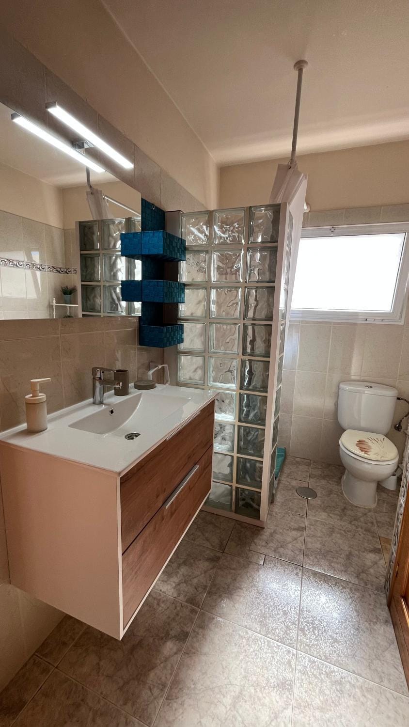 Shower, Toilet, Bathroom