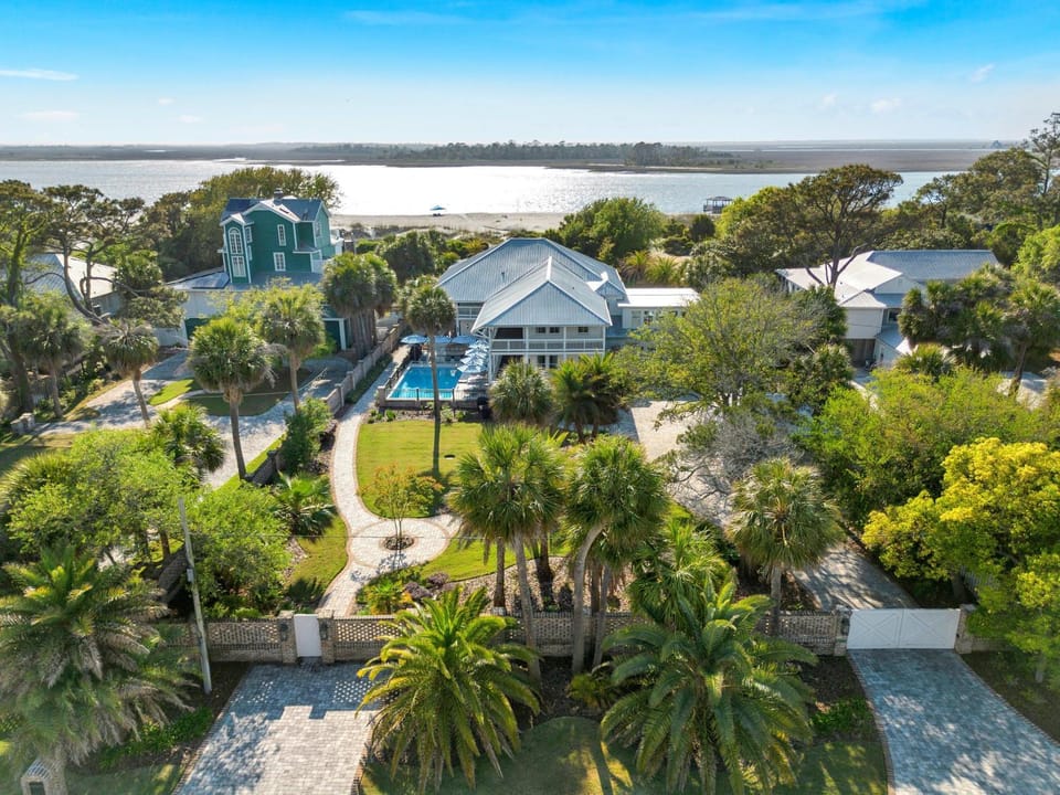 1801 Chatham Ave B + C House in Tybee Island