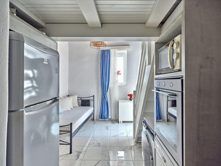 Lindo House House in Paros, Greece