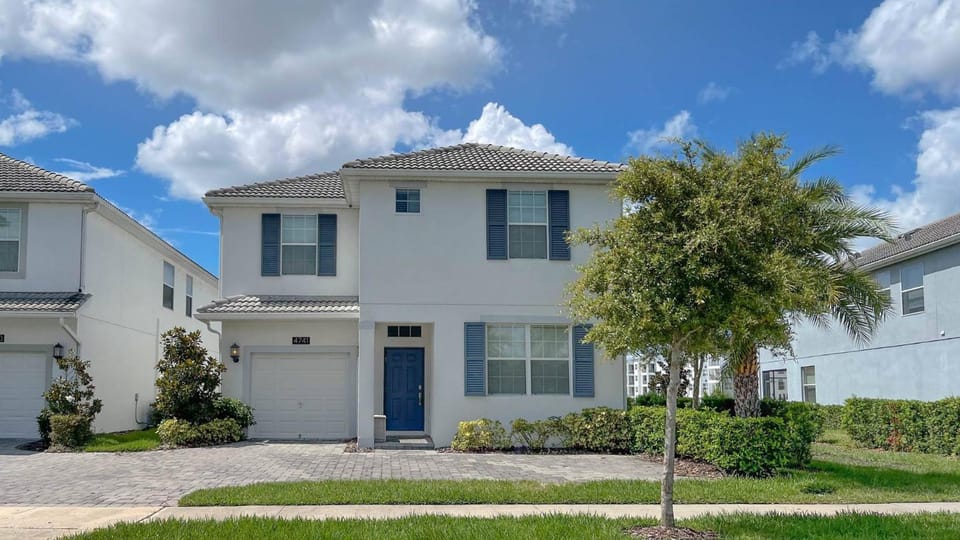 4741 Kings Castle C House in Kissimmee