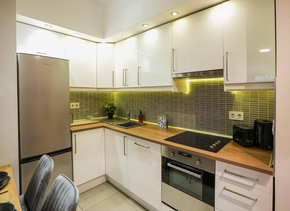 Kitchen or kitchenette, dishwasher, minibar, pet friendly, stove, toaster