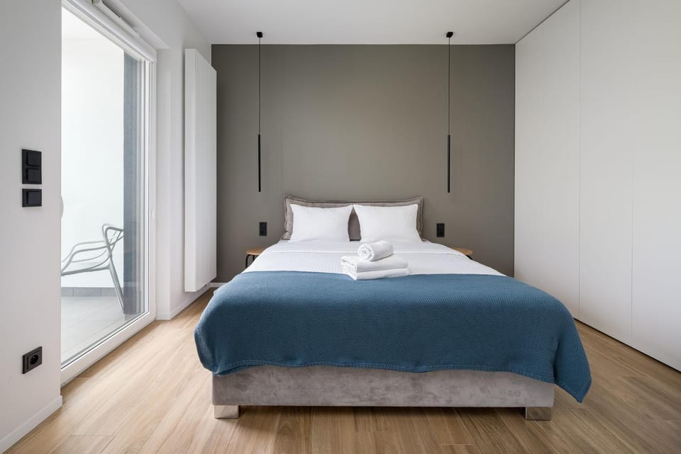 Bed, Photo of the whole room, Bedroom, towels, wardrobe