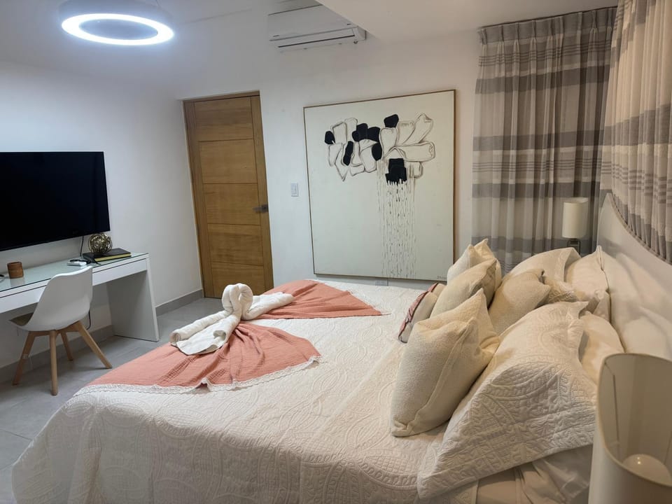 TV and multimedia, air conditioner