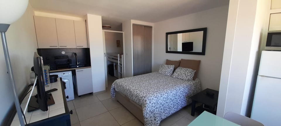 Studio 419, Port Vénus au village naturiste Apartment in Agde