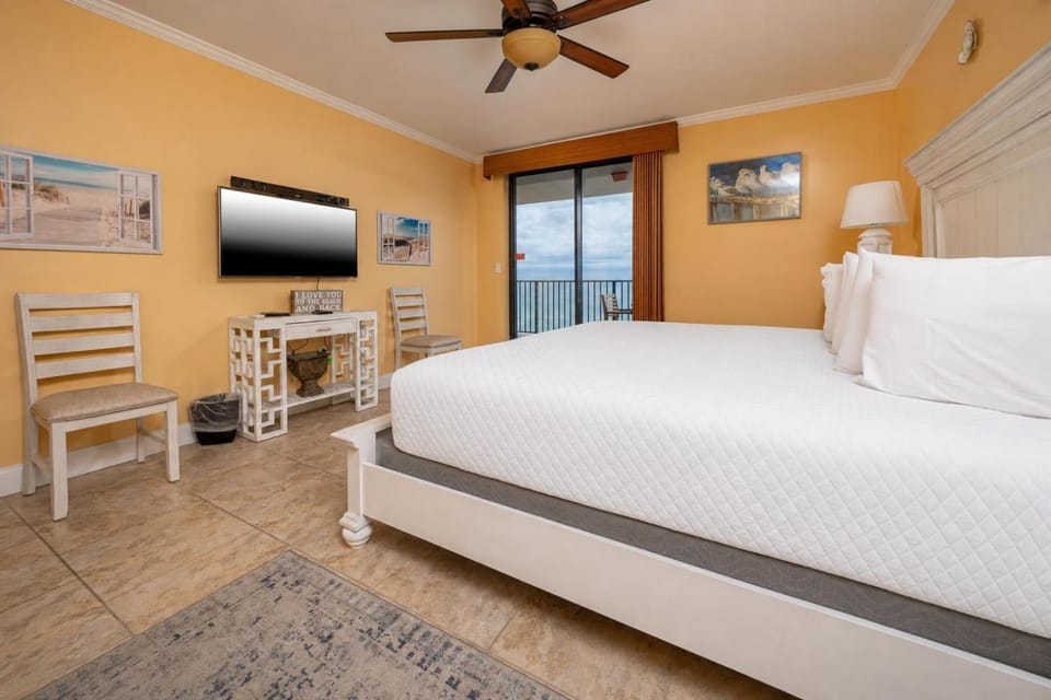 Phoenix X 710 Apartment in Ono Island