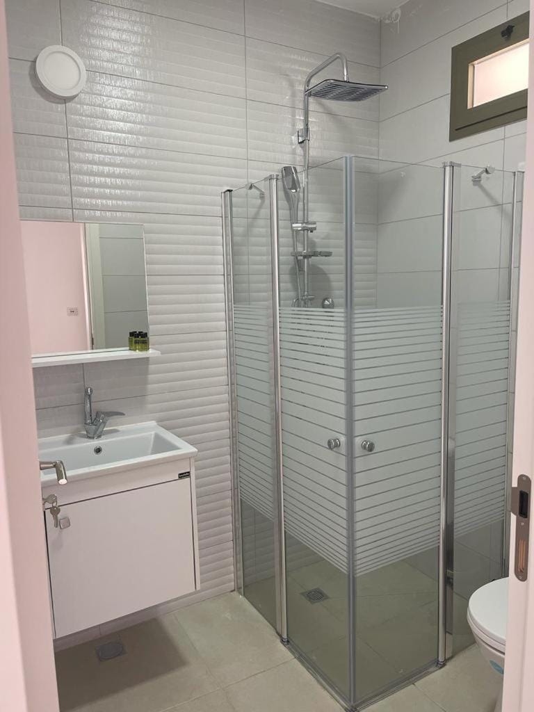 במורד ההר Apartment in North District