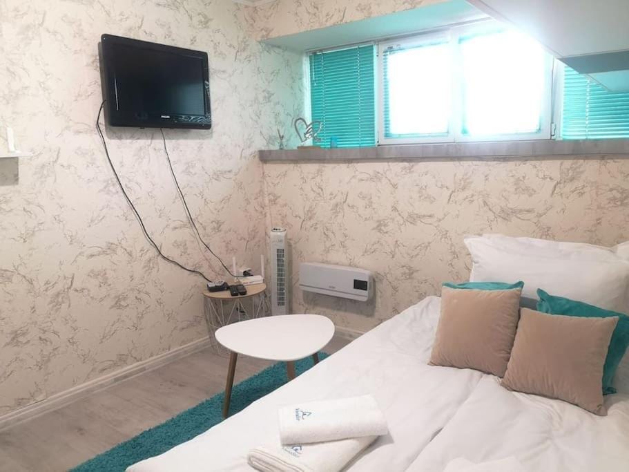 Centrally-located studio near the Sea Garden Apartment in Varna