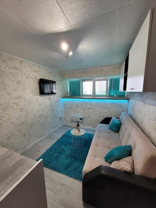 Centrally-located studio near the Sea Garden Apartment in Varna