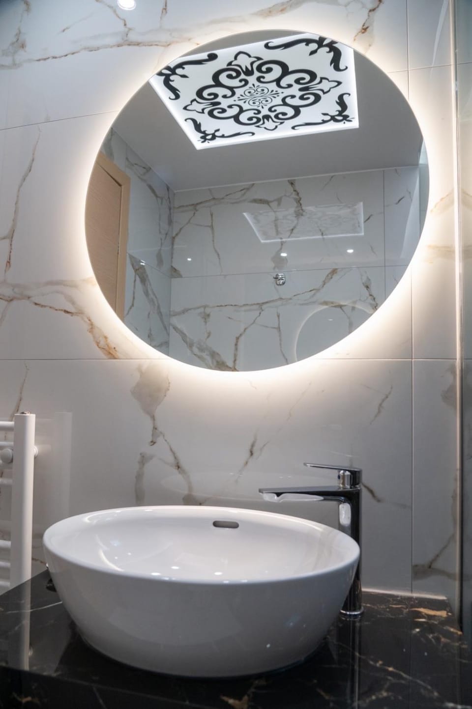 Valery's Artistic Home Apartment in Athens
