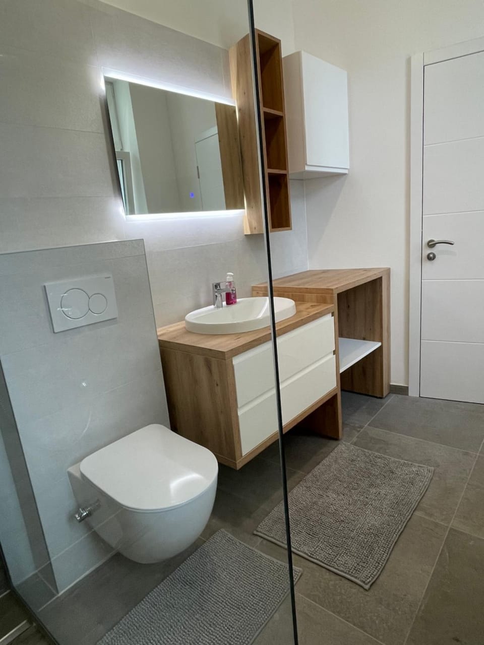 Shower, Toilet, Bathroom