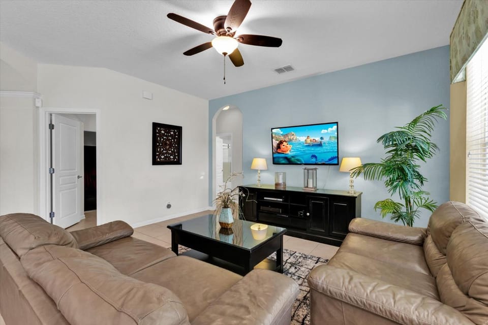 TV and multimedia, Living room