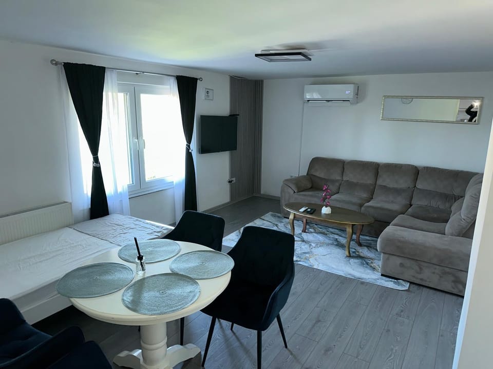 Ajla - Free parking Apartment in Sarajevo