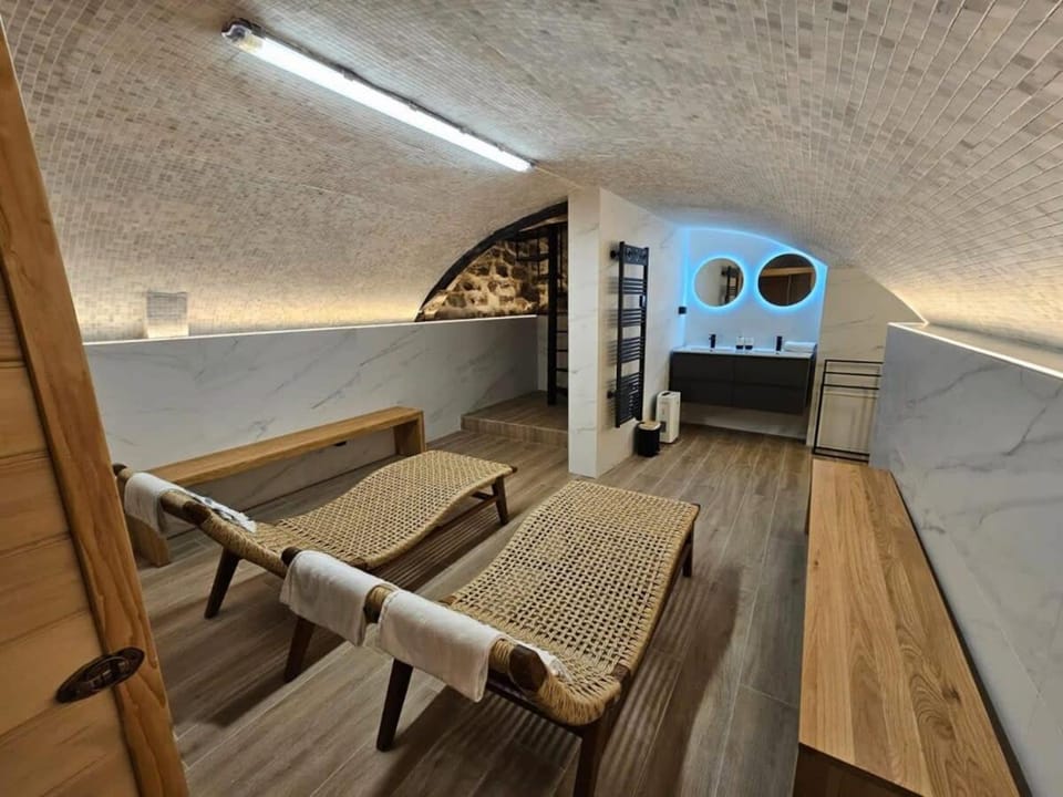 Appartement familiale sauna Paris 10 - 8P Apartment in Paris