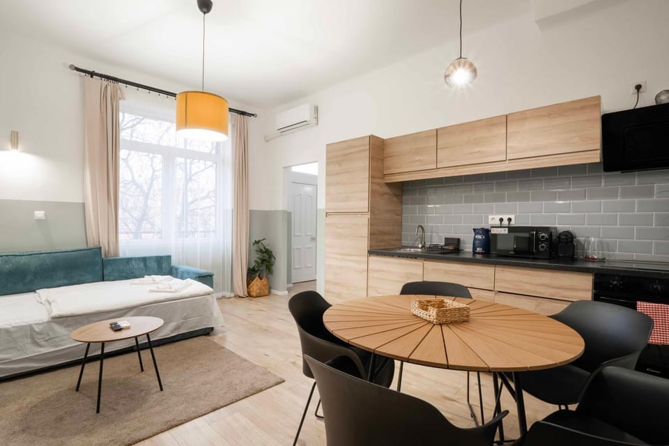 Kitchen or kitchenette, Living room, Dining area