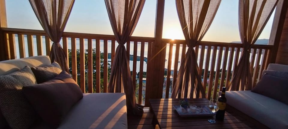 Natural landscape, View (from property/room)