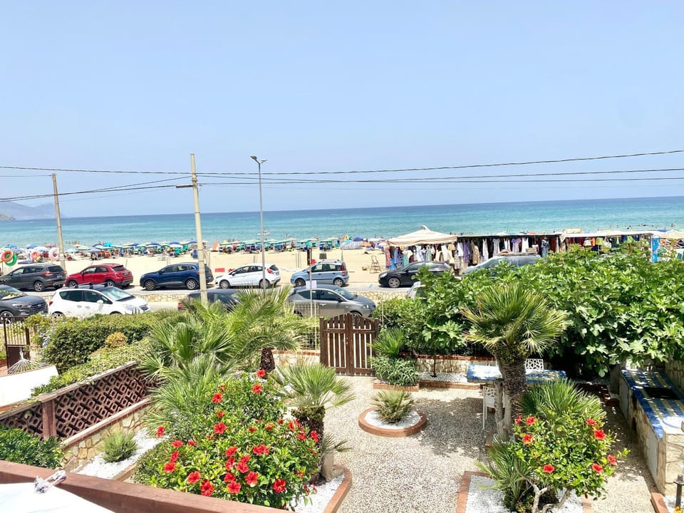 Casa Perla Marina sul mare by BookTripSicily Apartment in Castellammare del Golfo