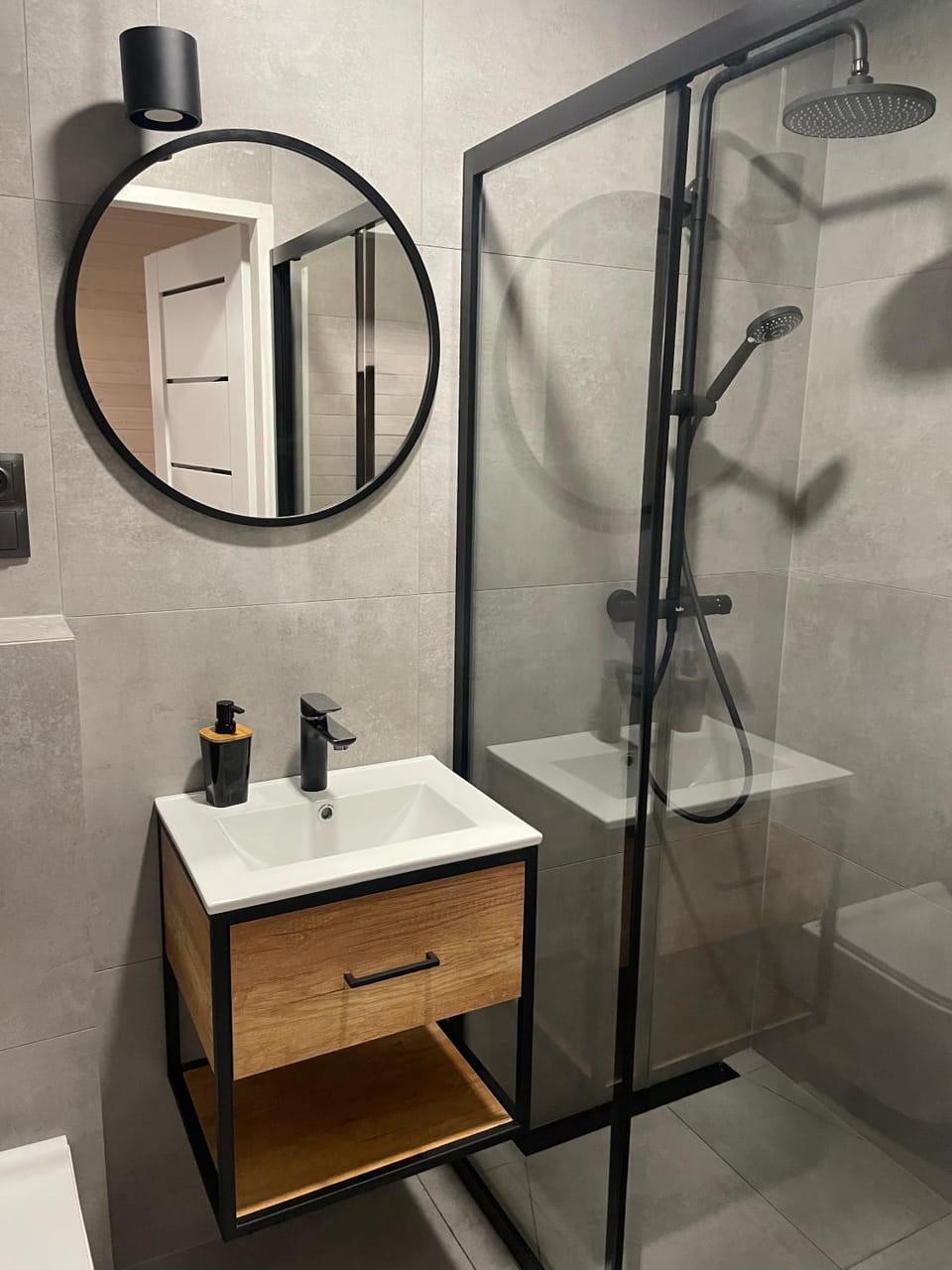 Shower, Bathroom