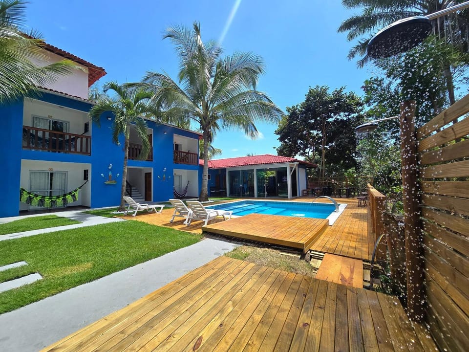 Swimming pool, Swimming pool