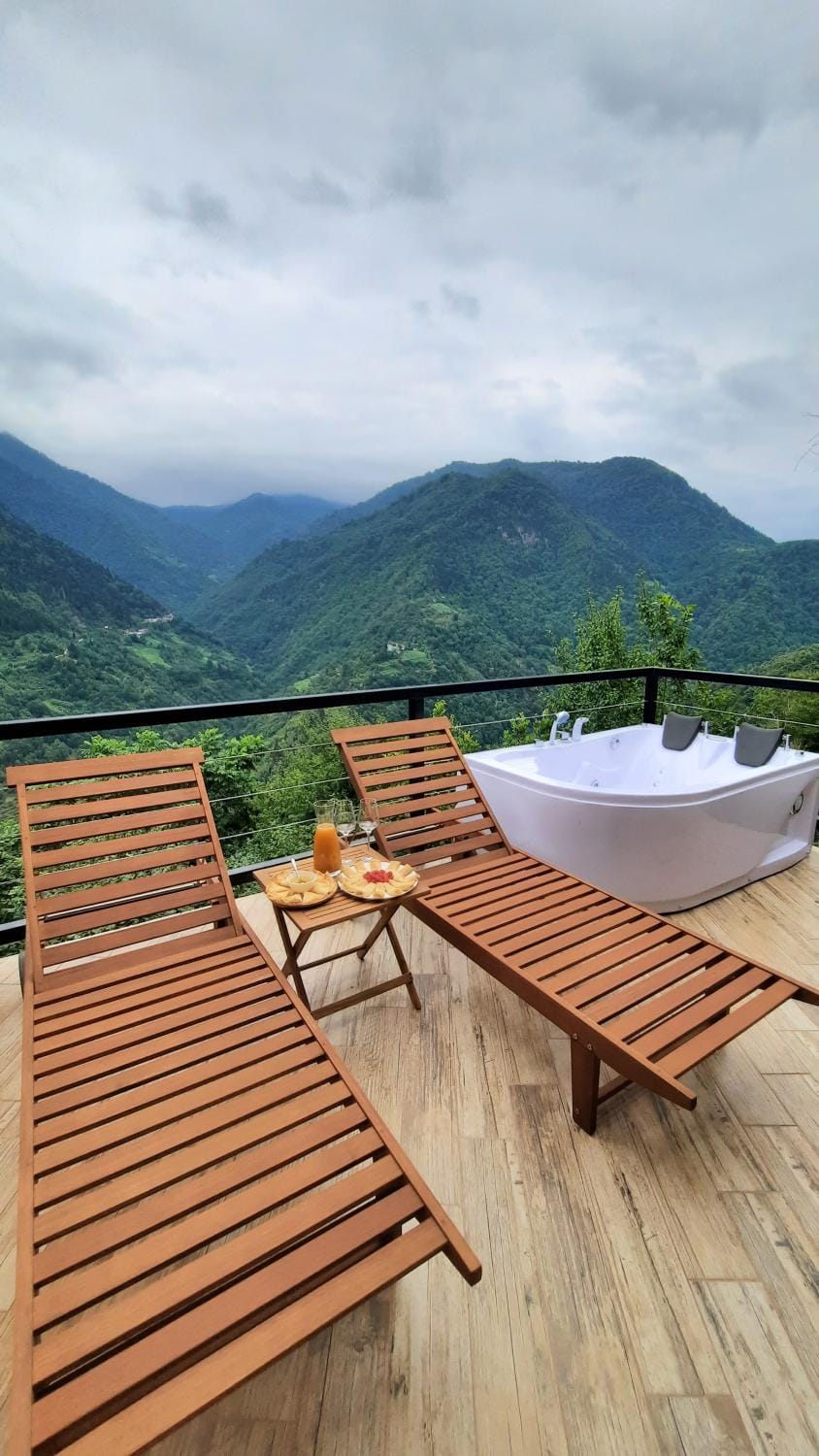 Balcony/Terrace, sunbed