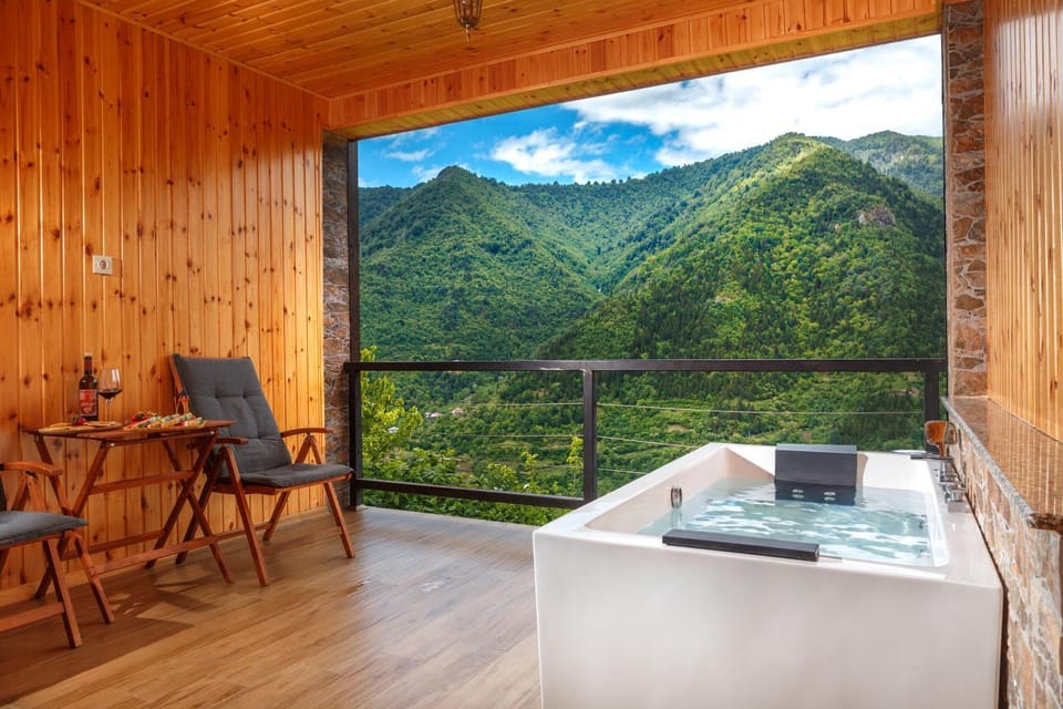 Balcony/Terrace, Mountain view