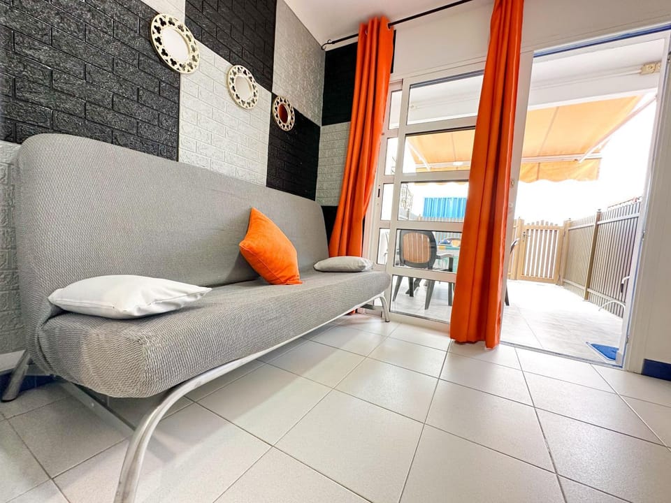 Property building, Balcony/Terrace