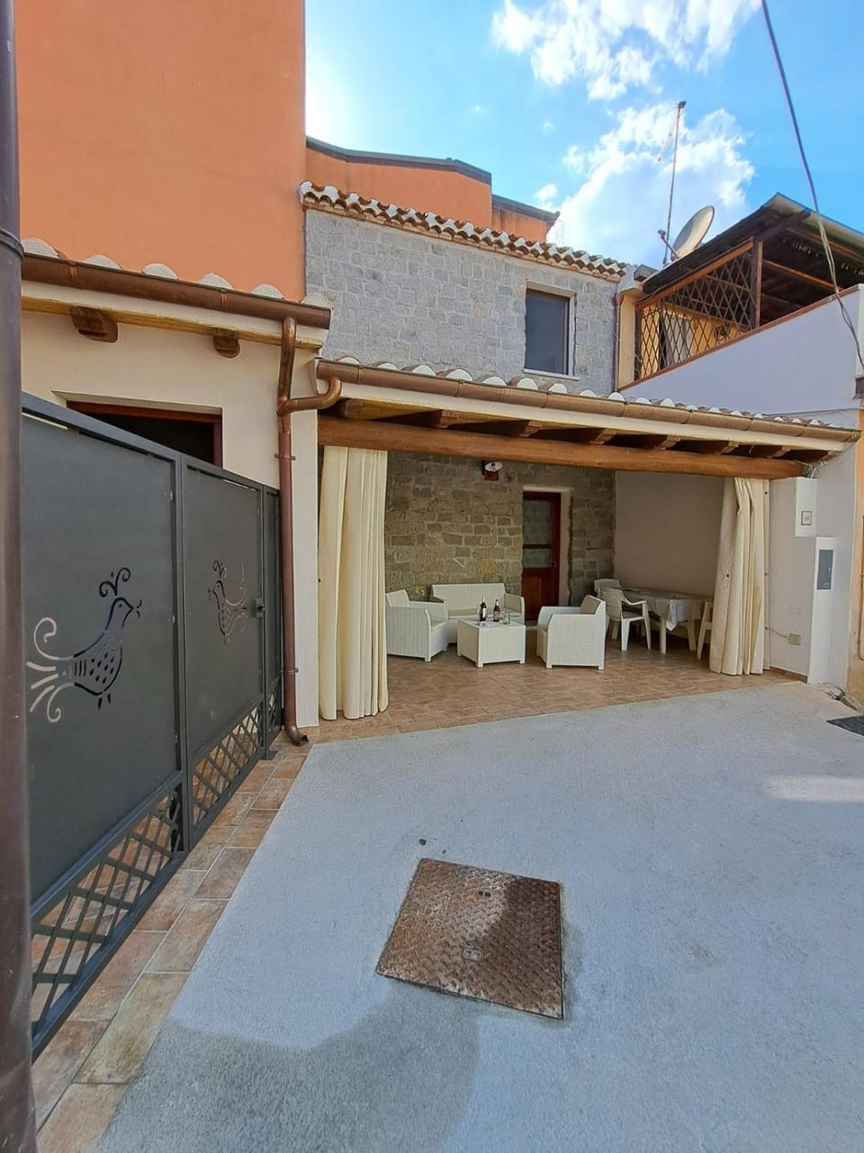SA DOMU ANTIGA - Casa Indipendente in Centro Storico Apartment in Sardinia