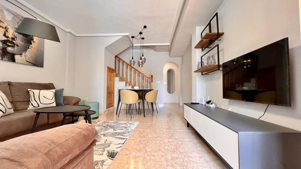 Communal lounge/ TV room, Living room