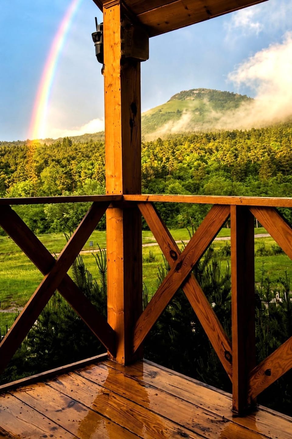 View (from property/room), Balcony/Terrace, Mountain view