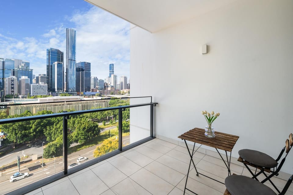 Brisbane Skyline View 2Beds River view Apt Apartment in Brisbane City