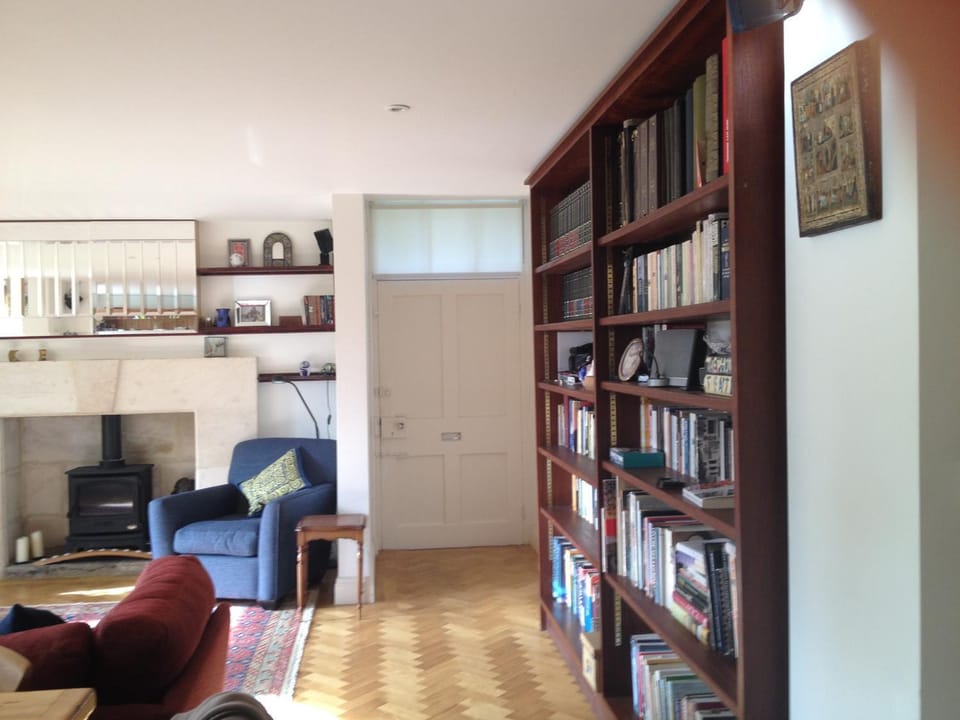 Library, Living room