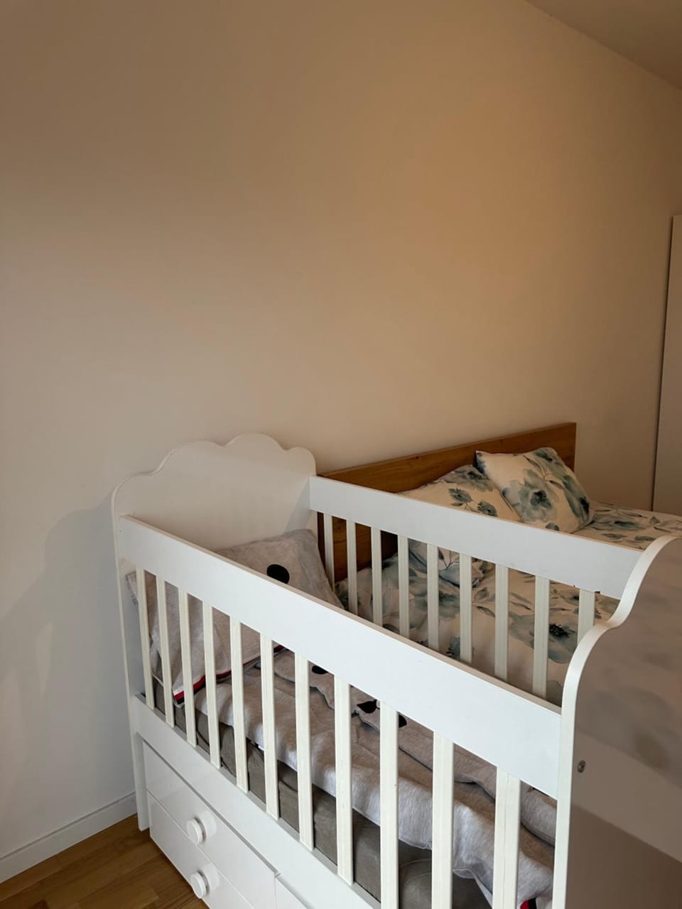 Bed, Bedroom, cot