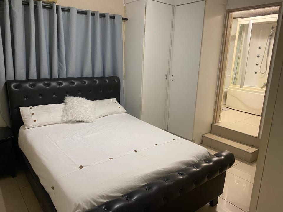 T&M Guesthouse Bed and Breakfast in Gauteng