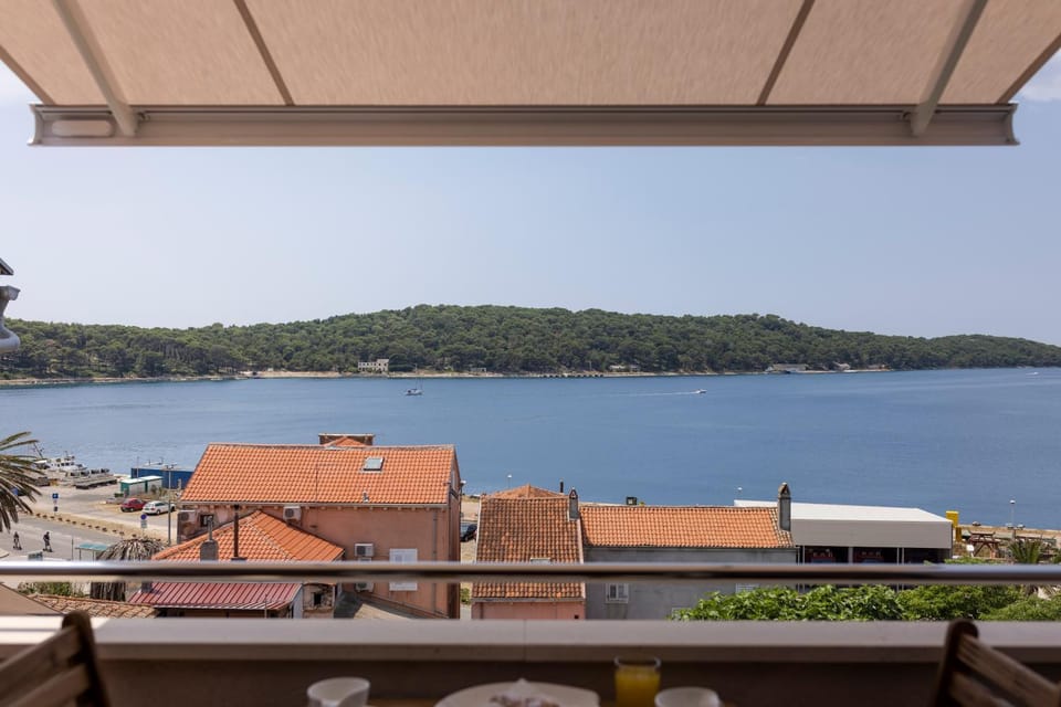 Day, Natural landscape, View (from property/room), Balcony/Terrace, Sea view