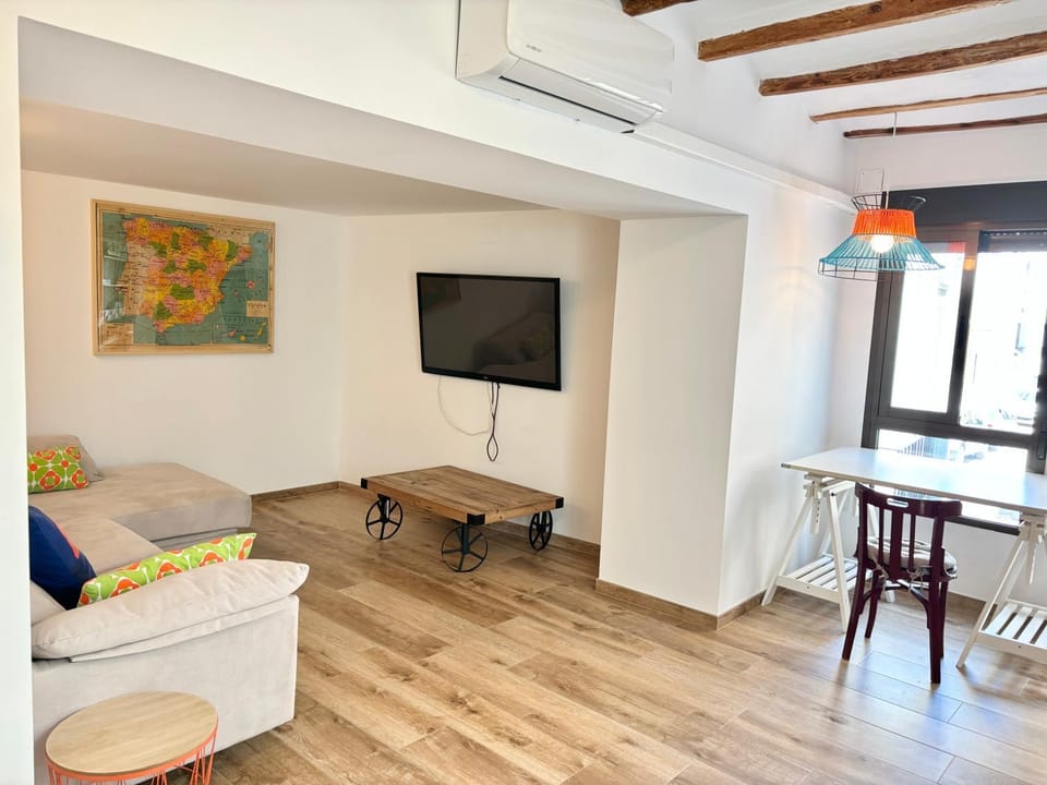Living room, Lounge or bar