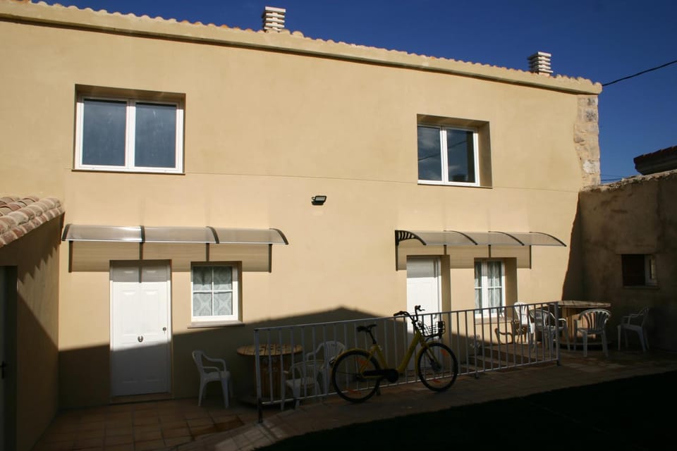 Amistad y convivencia 2 House in Castile and León
