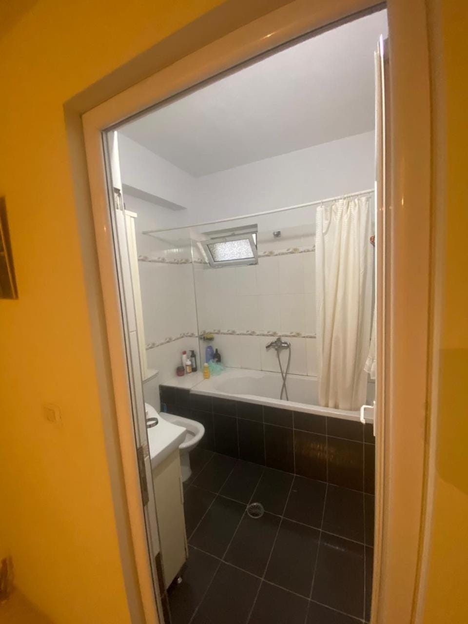 Mulla Apartment Bed and Breakfast in Sarandë