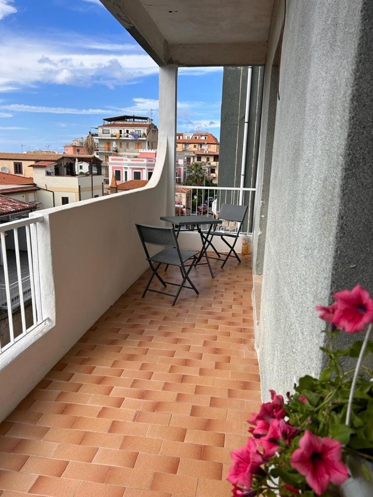 View (from property/room), Balcony/Terrace