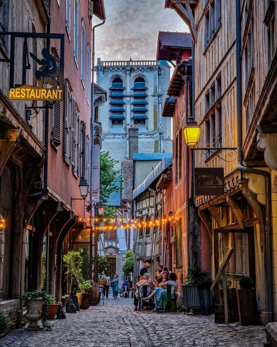 Le sacré Troyes Apartment in Troyes