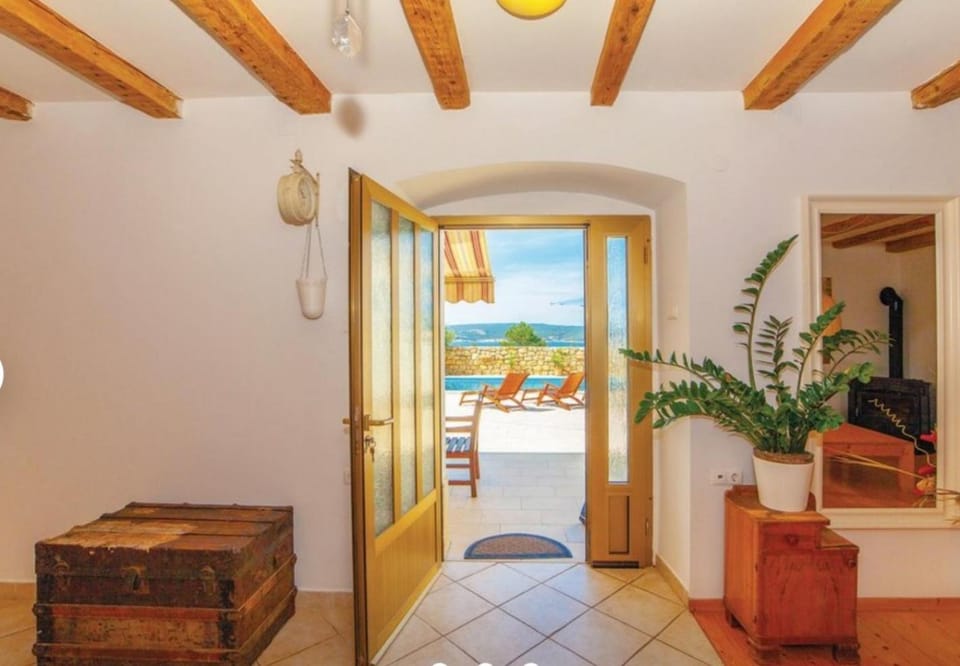 Schwarz pool house Villa in Crikvenica