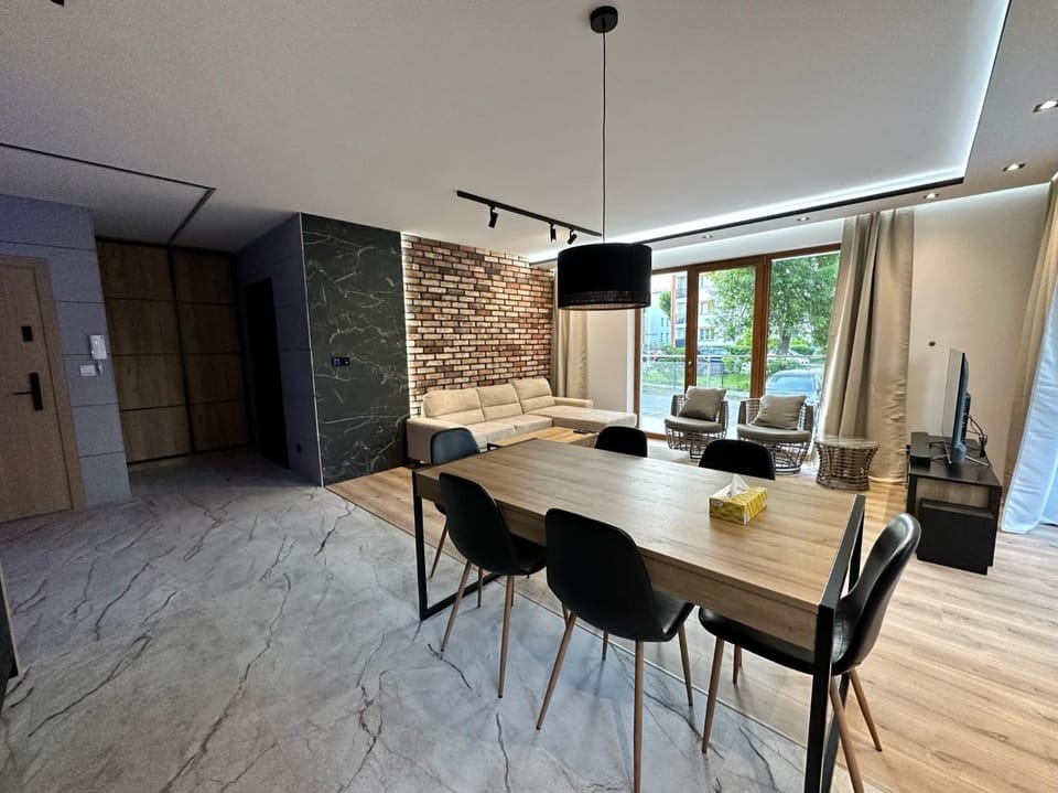Apartament Family w Czeladzi, FV, 8km do Katowic Apartment in Lesser Poland Voivodeship