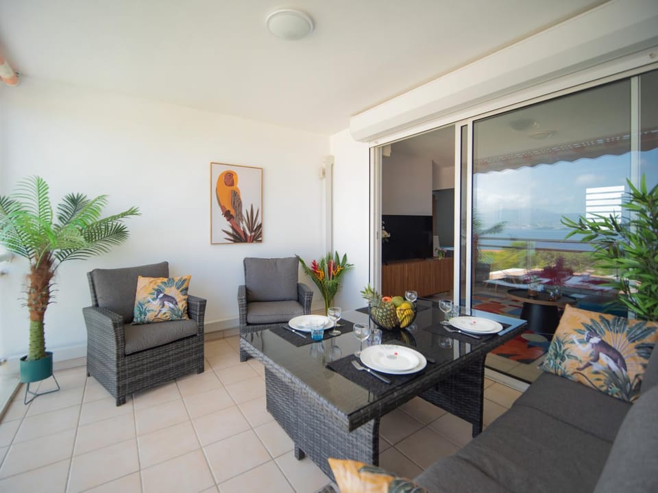 Patio, Balcony/Terrace, Dining area, Sea view