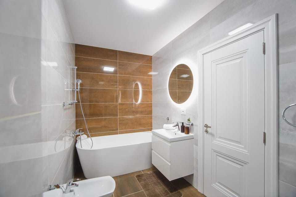 Shower, Toilet, Bathroom, Bath, towels